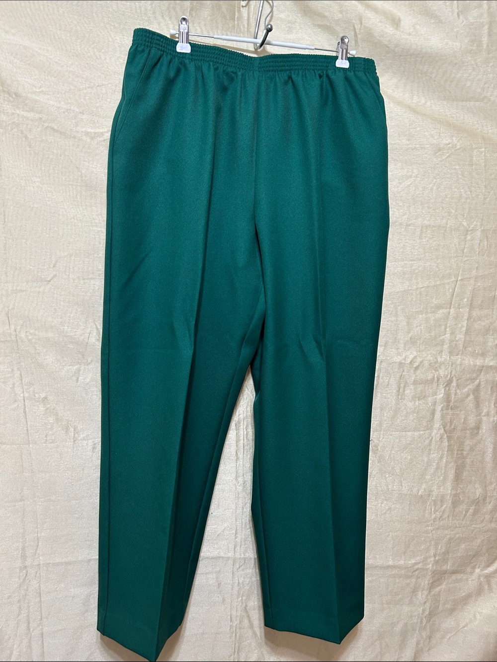 Alfred Dunner Women’s Forest Green Elastic-Waist Dress Pants